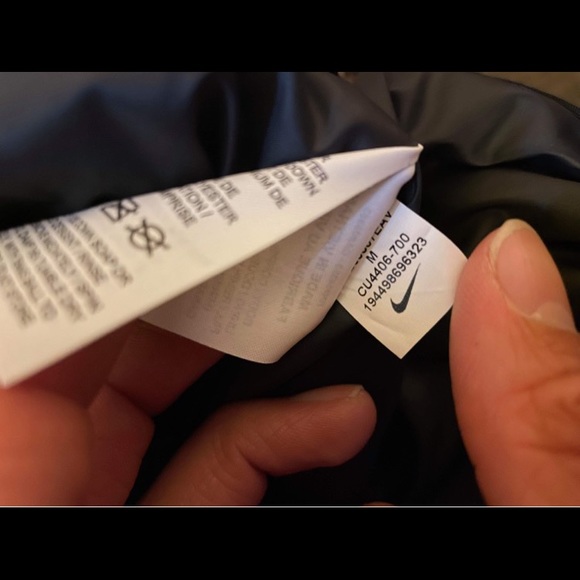 Nike Down Filled Puffer Coat NWT - Picture 6 of 6